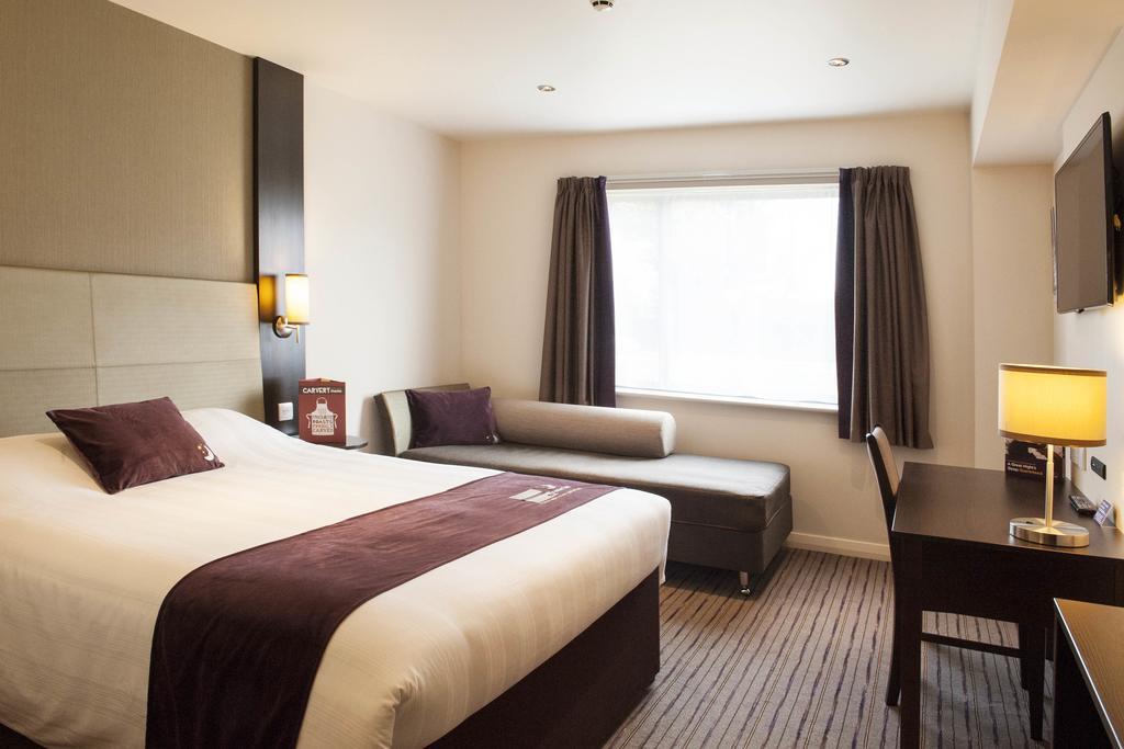Premier Inn Edinburgh A1 - Newcraighall Bagian luar foto
