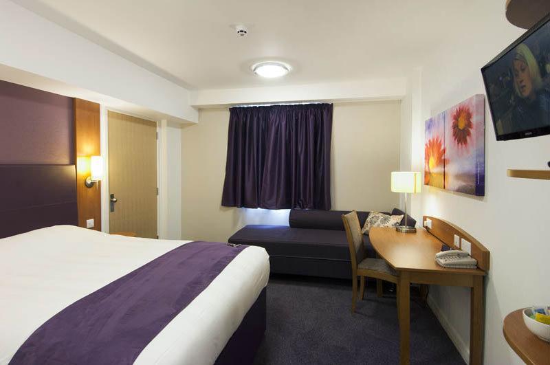 Premier Inn Edinburgh A1 - Newcraighall Bagian luar foto